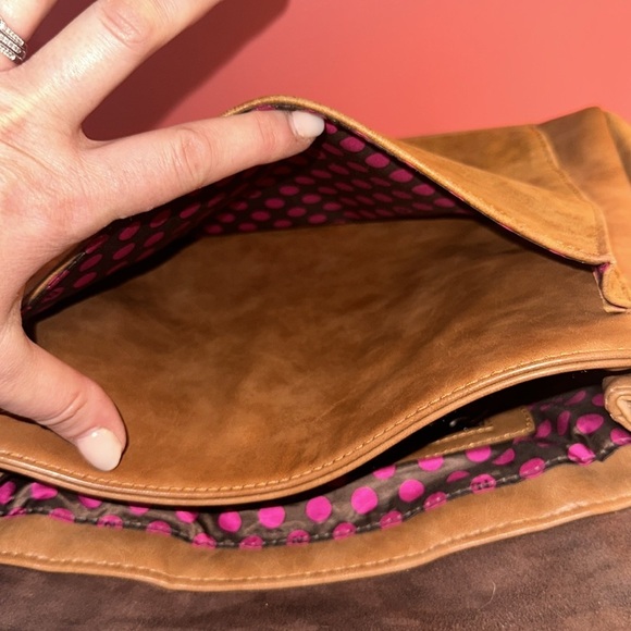 NICOLE LEE USA SLOANE LASER CUT HANDBAG - CAMEL - Picture 4 of 10